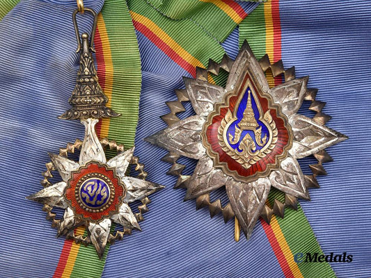 thailand,_kingdom._a_most_noble_order_of_the_crown_of_thailand,_i._class,_grand_cross_set___m_n_c3402
