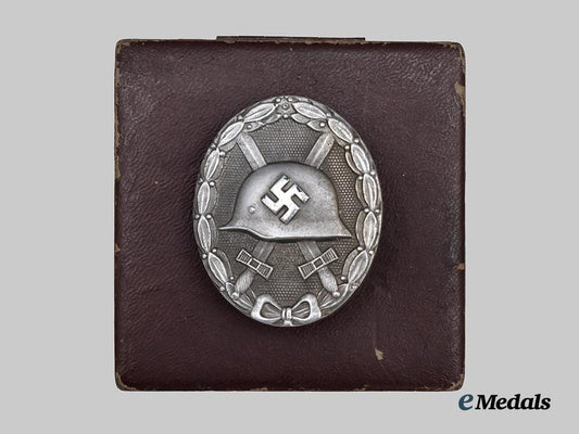 germany,_wehrmacht._a_silver_grade_wound_badge,_with_case,_l22_marked___m_n_c3472