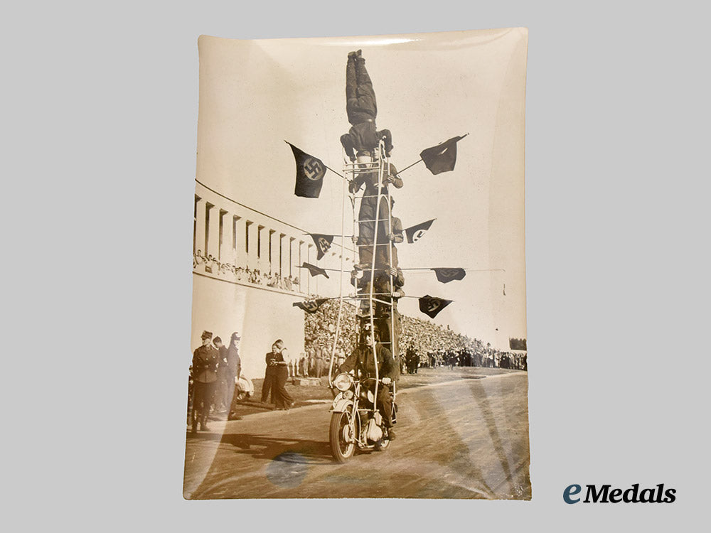 germany,_third_reich._a_lot_of1936_nuremberg_rally_press_photos___m_n_c3481