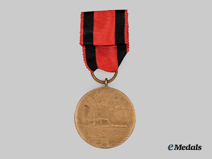 germany,_imperial._an_s_m_s_moltke_commemorative_medal_for_the_battle_of_dogger_bank___m_n_c3498