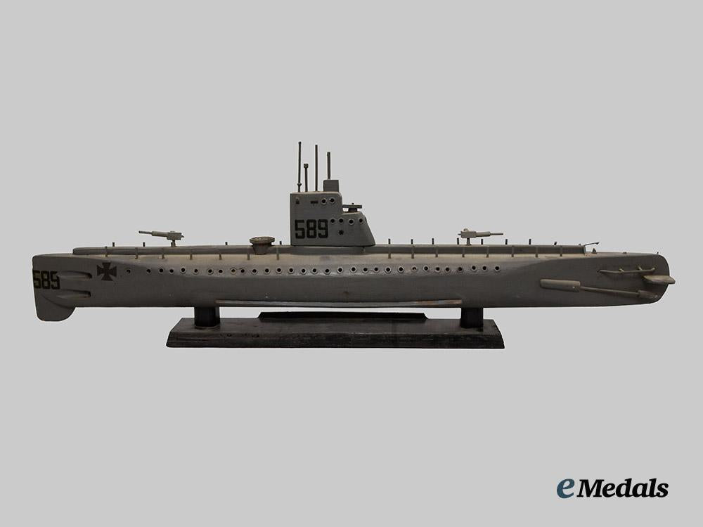 germany,_kriegsmarine._a_p_o_w_trench_art_model_u-_boat___m_n_c3498
