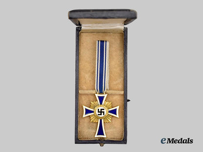 germany,_third_reich._an_honour_cross_of_the_german_mother,_gold_grade_with_case,_by_philipp_türk’s_witwe___m_n_c3505