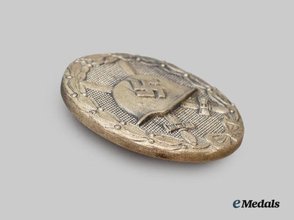 germany,_wehrmacht._a_silver_grade_wound_badge,_with_case,_by_klein&_quenzer___m_n_c3548