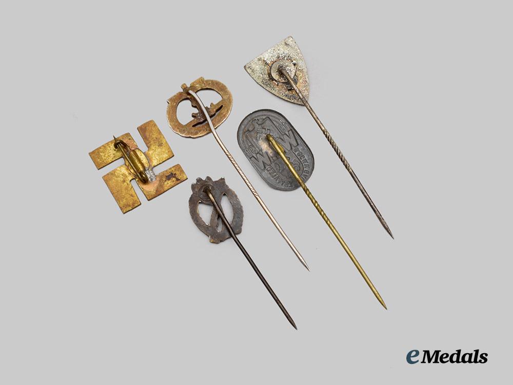 germany,_third_reich._a_mixed_lot_of_stick_pin_awards_and_badges___m_n_c3556