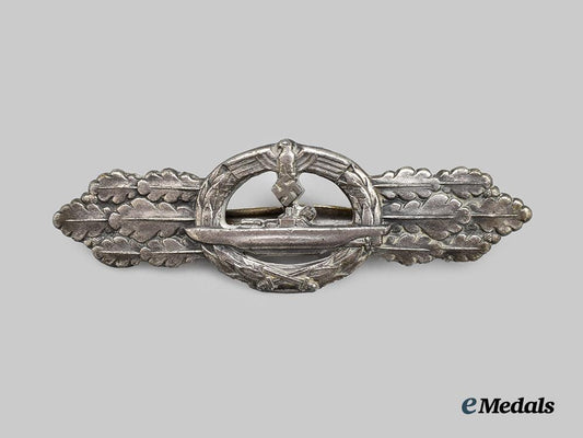 germany,_kriegsmarine._a_u-_boat_clasp,_silver_grade,_by_schwerin___m_n_c3603