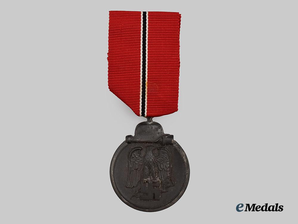 germany,_wehrmacht._an_eastern_front_medal,_with_period_case_by_friedrich_linden___m_n_c3626