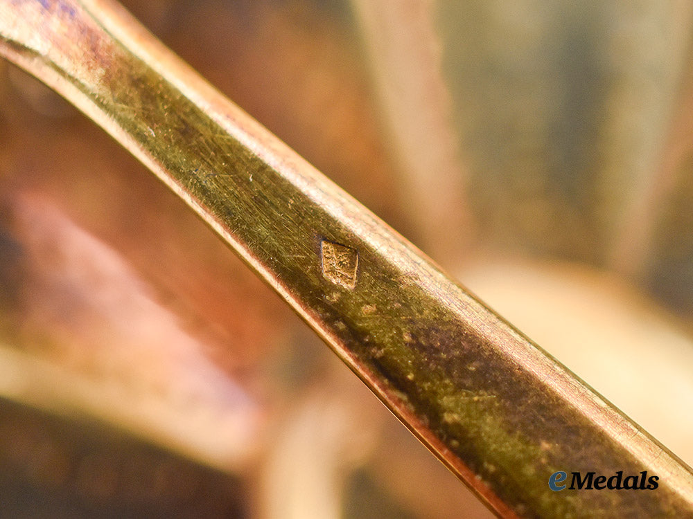 serbia,_kingdom._an_order_of_the_white_eagle_breast_star,_i_i_class,_french_made,_c.1917___m_n_c3628