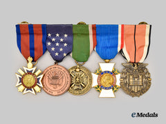 United States, An American Medal Bar