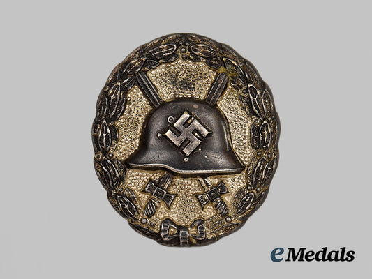 germany,_wehrmacht._a_rare_silver_grade_wound_badge,_first_pattern,_hohl_verbödet_version___m_n_c3655