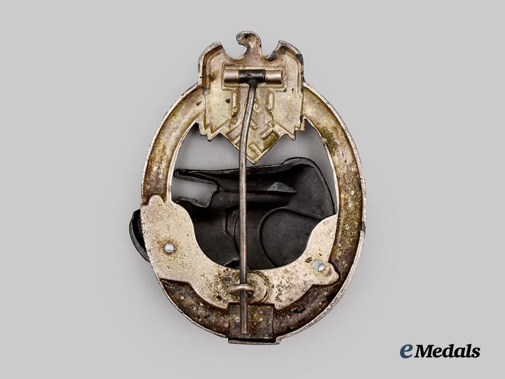 germany,_wehrmacht._a_panzer_assault_badge,_special_grade_for25_engagements,_by_c._e._juncker___m_n_c3659