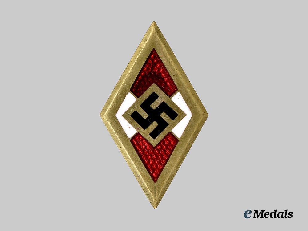 germany,_h_j._a_rare_golden_honour_badge,_by_paulmann&_crone___m_n_c3681-(1)