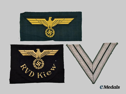germany,_wehrmacht._a_mixed_lot_of_uniform_insignia___m_n_c3684
