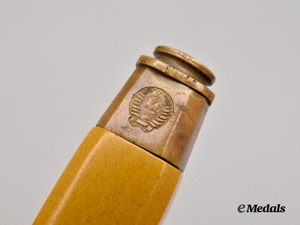 russia,_soviet_union._a_navy_officer’s_dirk,_with_hanger,_by_the_zlatoust_factory___m_n_c3685