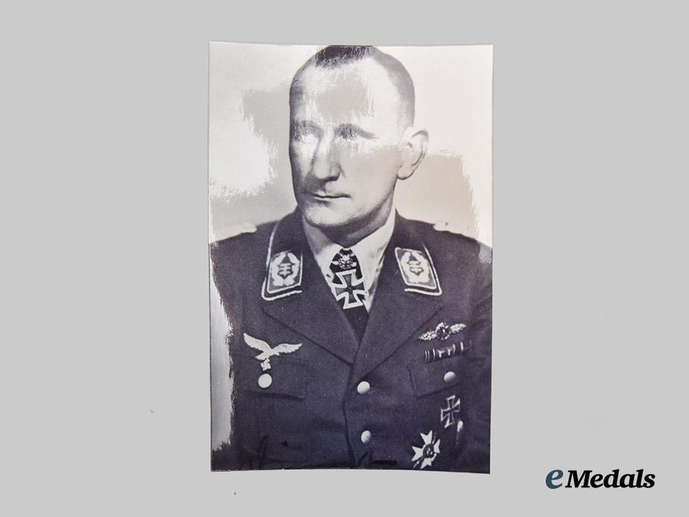 germany,_luftwaffe._an_extensive&_highly_detailed_document&_photo_collection_to_major_lothar_lau___m_n_c3695