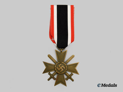 germany,_wehrmacht._a_war_merit_cross_i_i_class_with_swords_and_award_document_to_unteroffizier_franz_kern,_stalag387___m_n_c3696