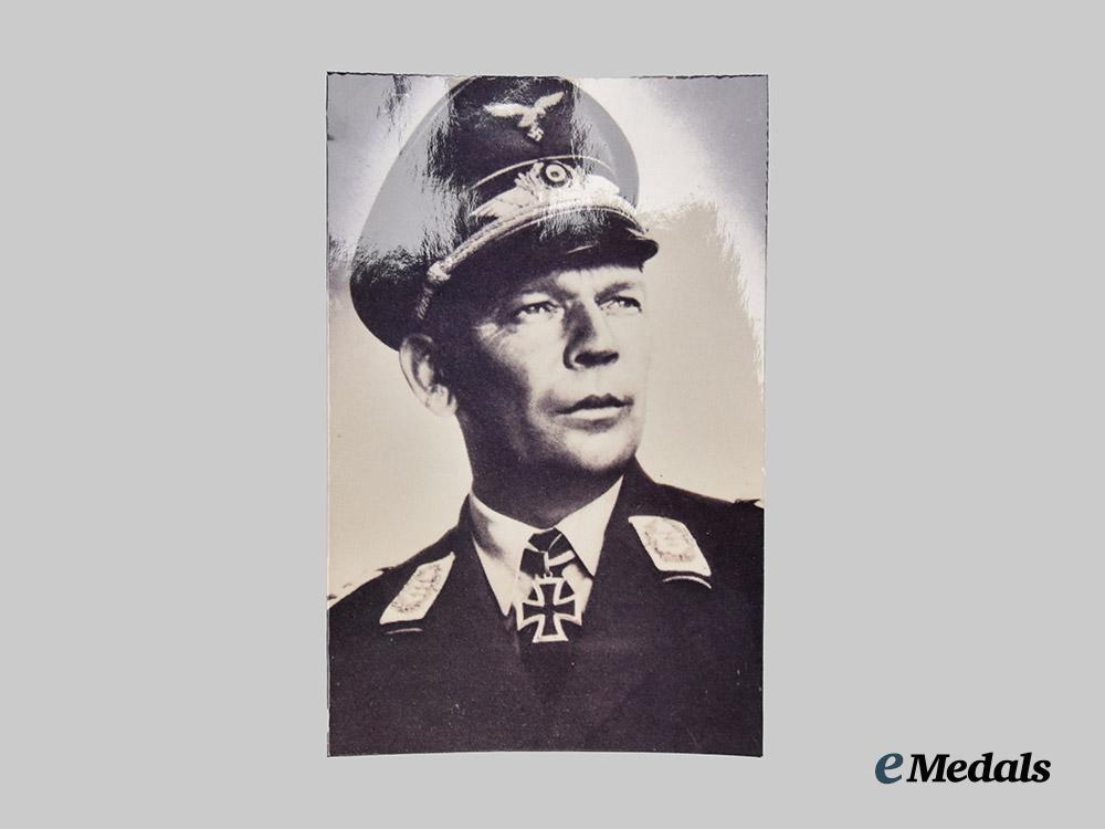 germany,_luftwaffe._an_extensive&_highly_detailed_document&_photo_collection_to_major_lothar_lau___m_n_c3704