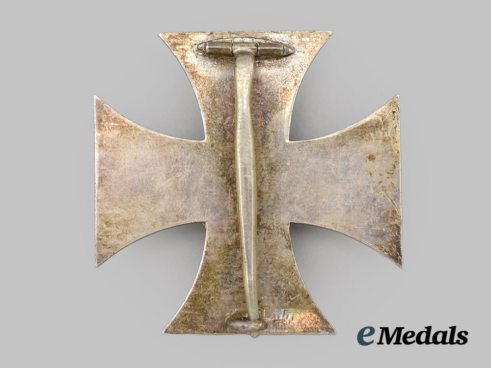 germany,_imperial._a1914_iron_cross_i_class,_cased_and_owner-_attributed,_by_wagner&_sohn___m_n_c3740
