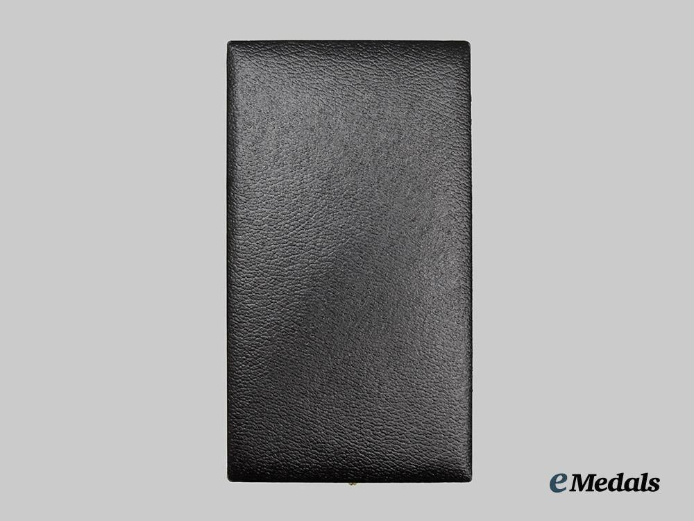 germany,_federal_republic._a_knight’s_cross_of_the_iron_cross,_with_case,_exhibition_example___m_n_c3744