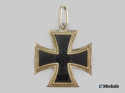 germany,_federal_republic._a_knight’s_cross_of_the_iron_cross,_with_case,_exhibition_example___m_n_c3750