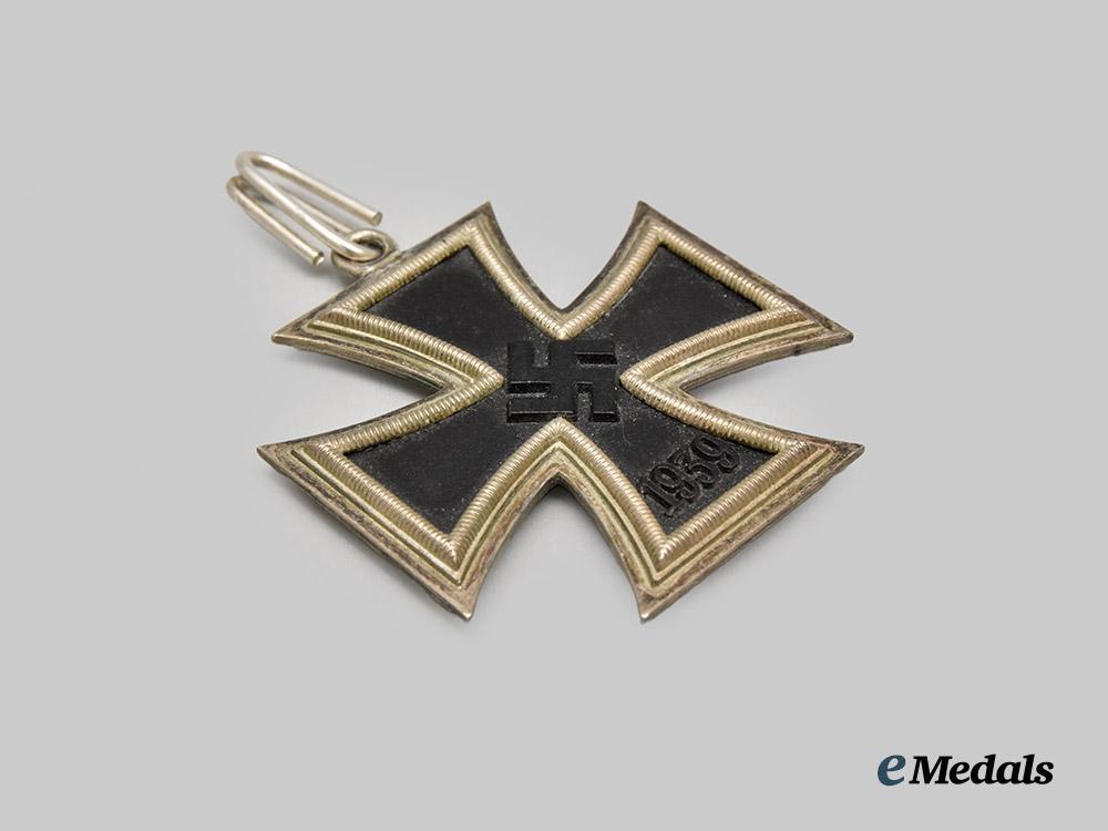 germany,_federal_republic._a_knight’s_cross_of_the_iron_cross,_with_case,_exhibition_example___m_n_c3751