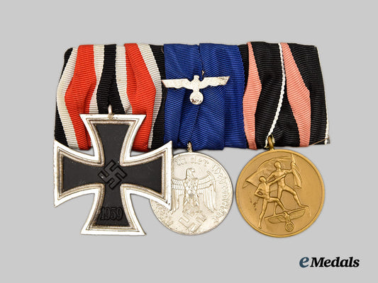 germany,_wehrmacht._a_medal_bar_for_a_second_world_war_combatant___m_n_c3773