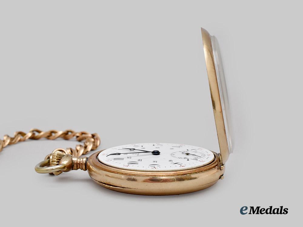 canada,_commonwealth._an_omega_pocket_watch_and_chain_for_first_war_service_to_pte._h._e._dear___m_n_c3785