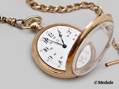 canada,_commonwealth._an_omega_pocket_watch_and_chain_for_first_war_service_to_pte._h._e._dear___m_n_c3786
