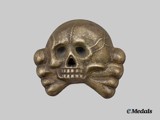 germany,_s_s._a_first_pattern_visor_cap_totenkopf_insignia___m_n_c3797