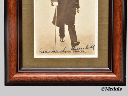 united_kingdom._a_signed_photograph_of_former_prime_minister_winston_churchill___m_n_c3798