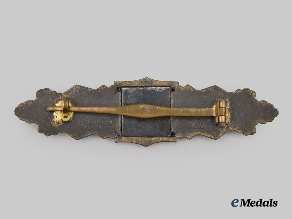 germany,_wehrmacht._a_close_combat_clasp,_gold_grade,_by_friedrich_linden___m_n_c3807