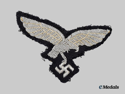 germany,_luftwaffe._an_officer’s_visor_cap_eagle,_second_pattern___m_n_c3815