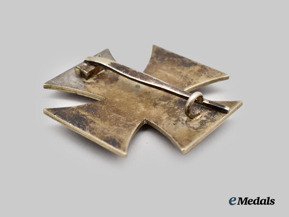 germany,_wehrmacht._a1939_iron_cross_i_class,_with_case,_by_klein&_quenzer___m_n_c3817
