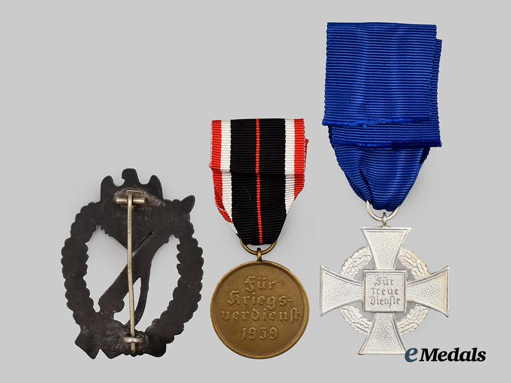 germany,_third_reich._a_mixed_lot_of_awards_for_military_and_civil_service___m_n_c3827