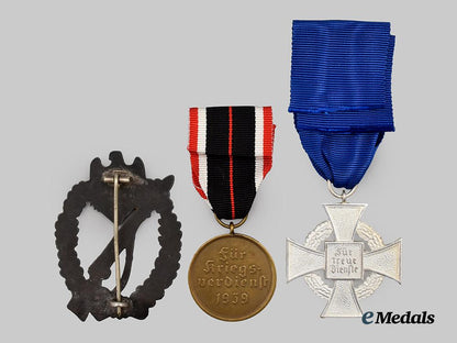 germany,_third_reich._a_mixed_lot_of_awards_for_military_and_civil_service___m_n_c3827
