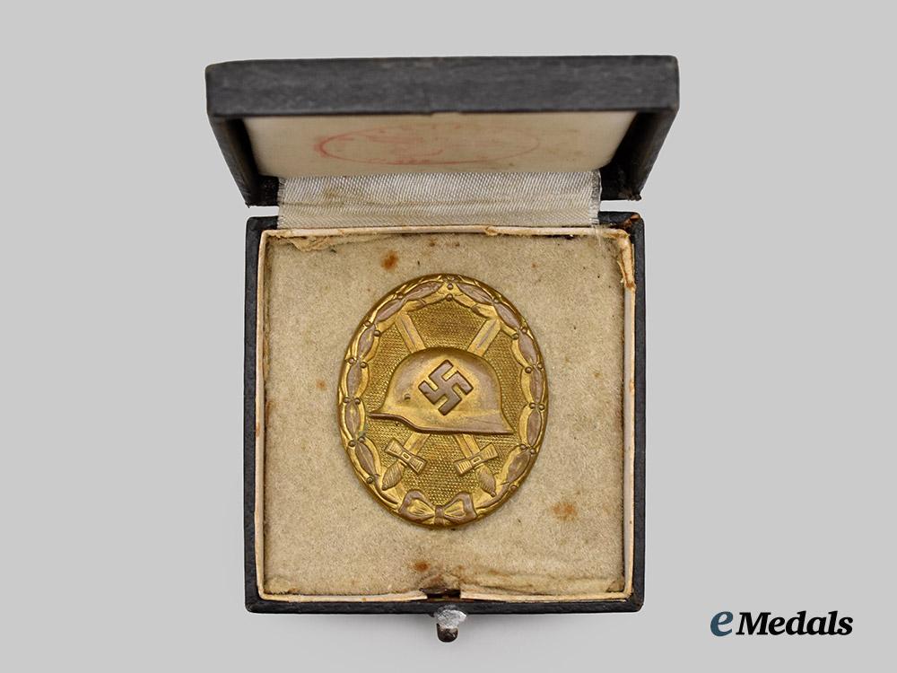 germany,_wehrmacht._a_gold_grade_wound_badge,_with_case,_by_the_vienna_mint___m_n_c3831
