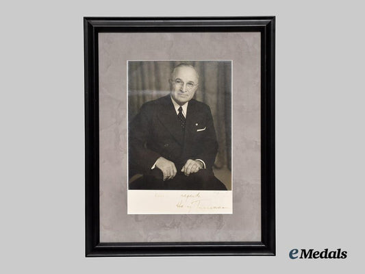 united_states._a_framed_and_signed_photograph_of33rd_u._s_president_harry_truman___m_n_c3833
