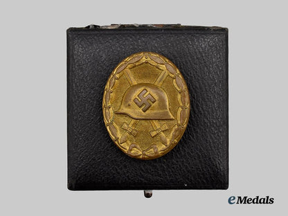 germany,_wehrmacht._a_gold_grade_wound_badge,_with_case,_by_the_vienna_mint___m_n_c3833