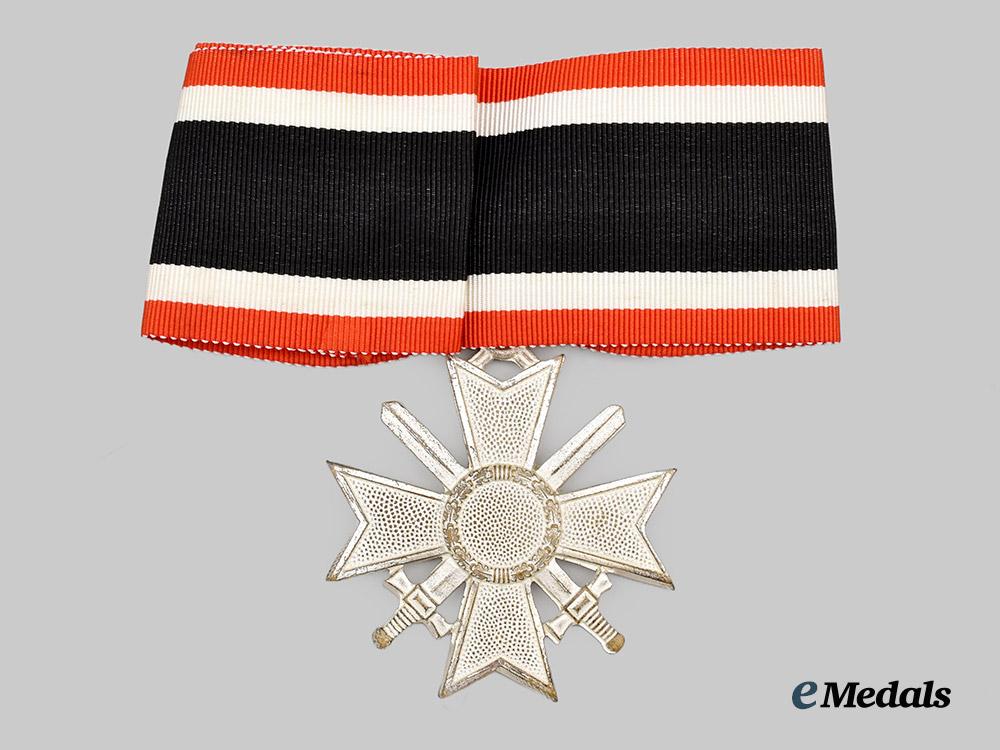 germany,_federal_republic._a_knight’s_cross_of_the_war_merit_cross_with_swords,_exhibition_example_by_steinhauer&_lück,_c.1970___m_n_c3844