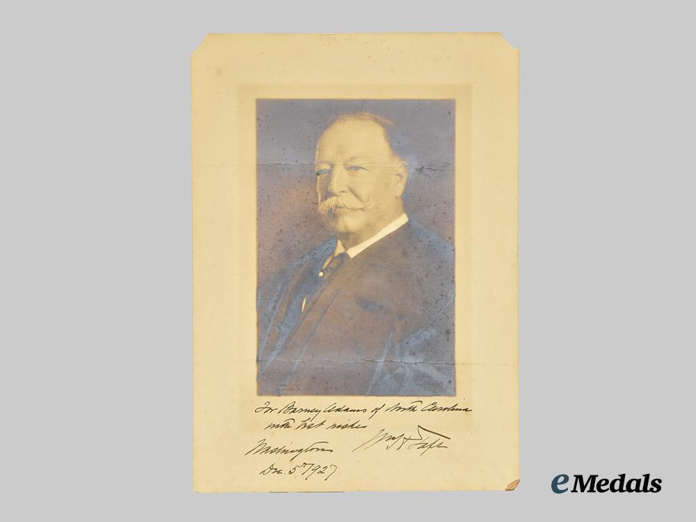 united_states._a_signed_studio_photograph_of27th_u._s_president_william_howard_taft,_c.1927___m_n_c3846