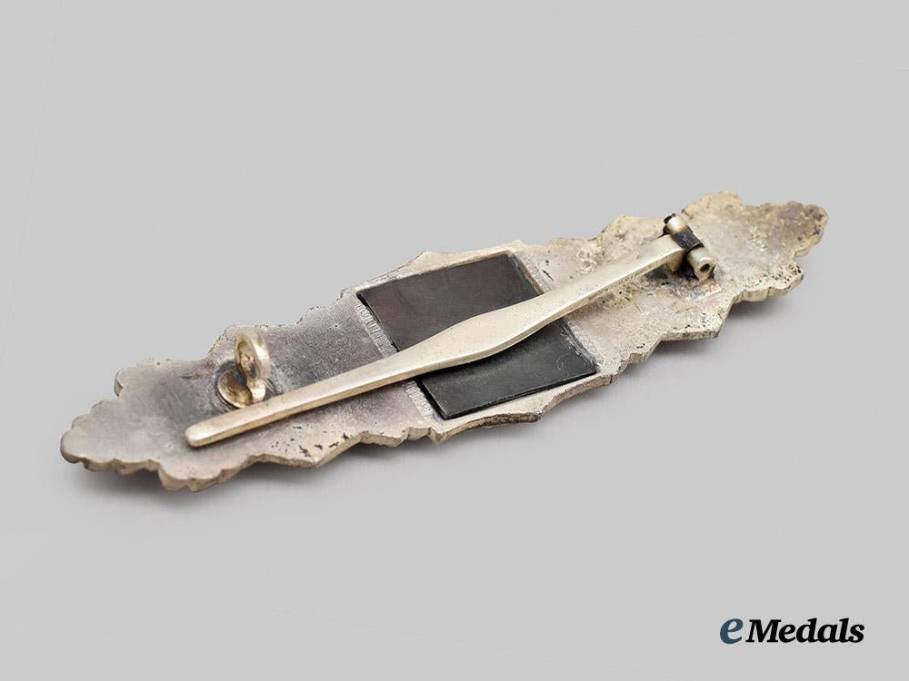 germany,_wehrmacht._a_close_combat_clasp,_silver_grade,_by_hymmen&_co.___m_n_c3869