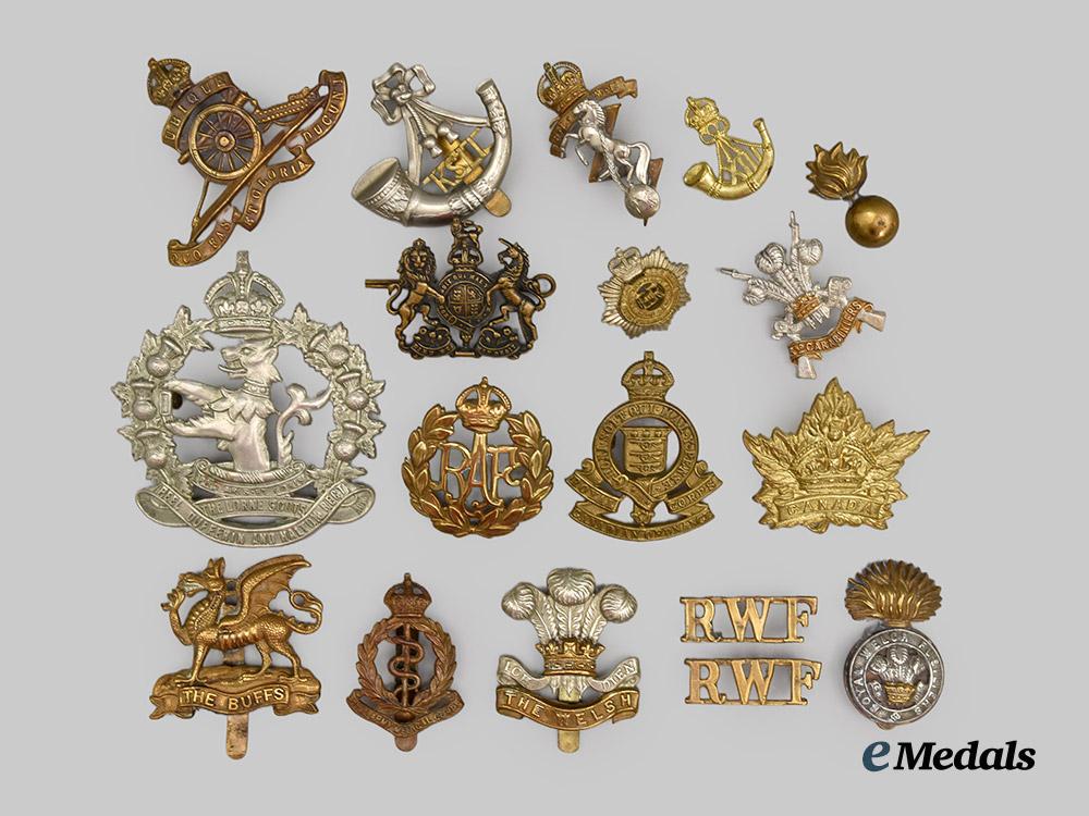 canada,_united_kingdom._a_lot_of_eighteen_first_and_second_war_army_and_air_force_insignia___m_n_c3873
