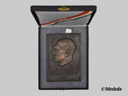 germany,_n_s_d_a_p._an_a_h_presentation_plaque,_with_case,_from_the_mayor_of_klagenfurt___m_n_c3875
