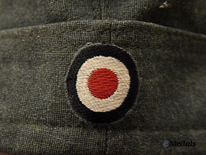 germany,_heer._an_officer’s_upgraded_overseas_field_cap,_late-_war_example,_by_karl_heisler___m_n_c3900