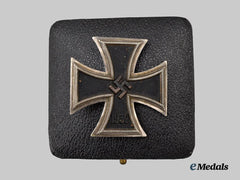 Germany, Wehrmacht. A 1939 Iron Cross I Class, with Case, by Gebrüder Godet