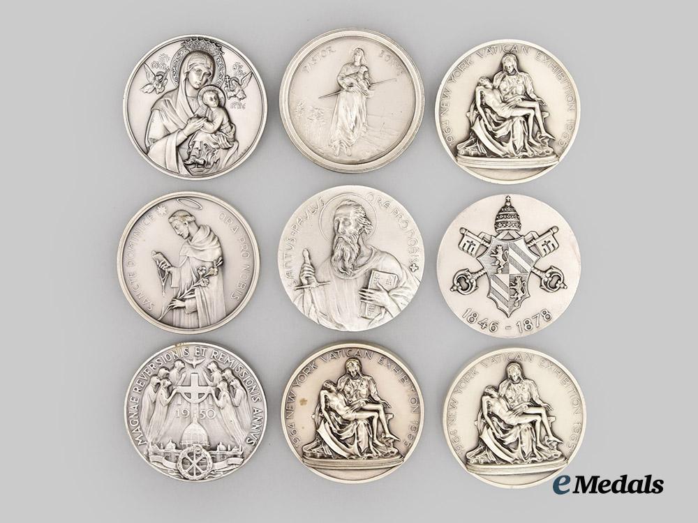 vatican._a_lot_of_nine_papal_table_medals___m_n_c3940