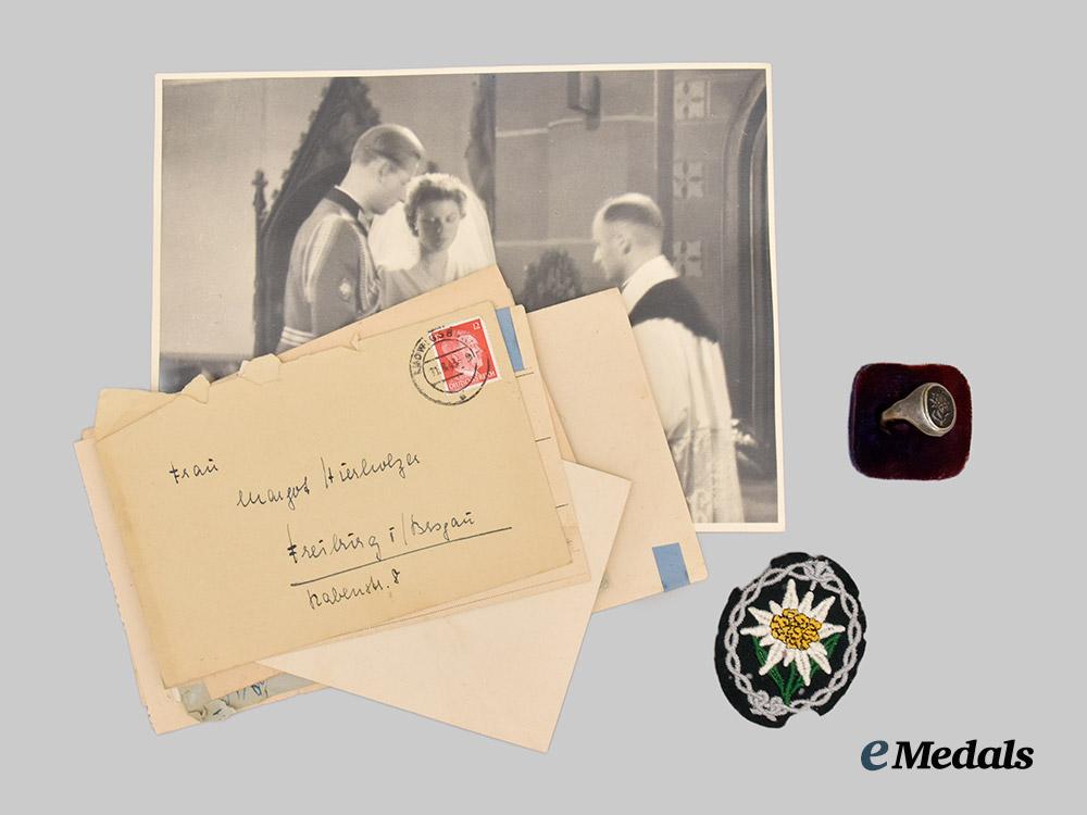 germany,_heer._a_gebirgsjäger_commemorative_service_ring,_with_letters_and_insignia,_to_oberleutnant_otto_hierholzer___m_n_c3941