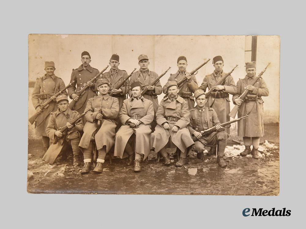 croatia,_independent_state._a_lot_of_eight_photographs_of_croatian_military_men,_c.1941-45___m_n_c3969