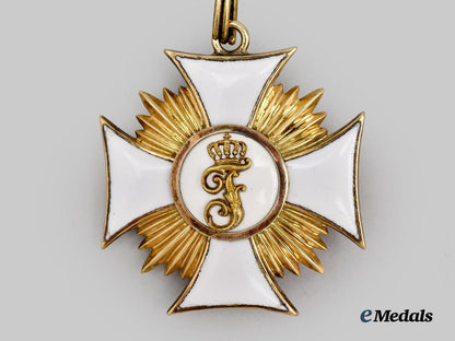 württemberg,_kingdom._a_friedrich_order_in_gold,_i_class_knight's_cross,_c.1900___m_n_c3973