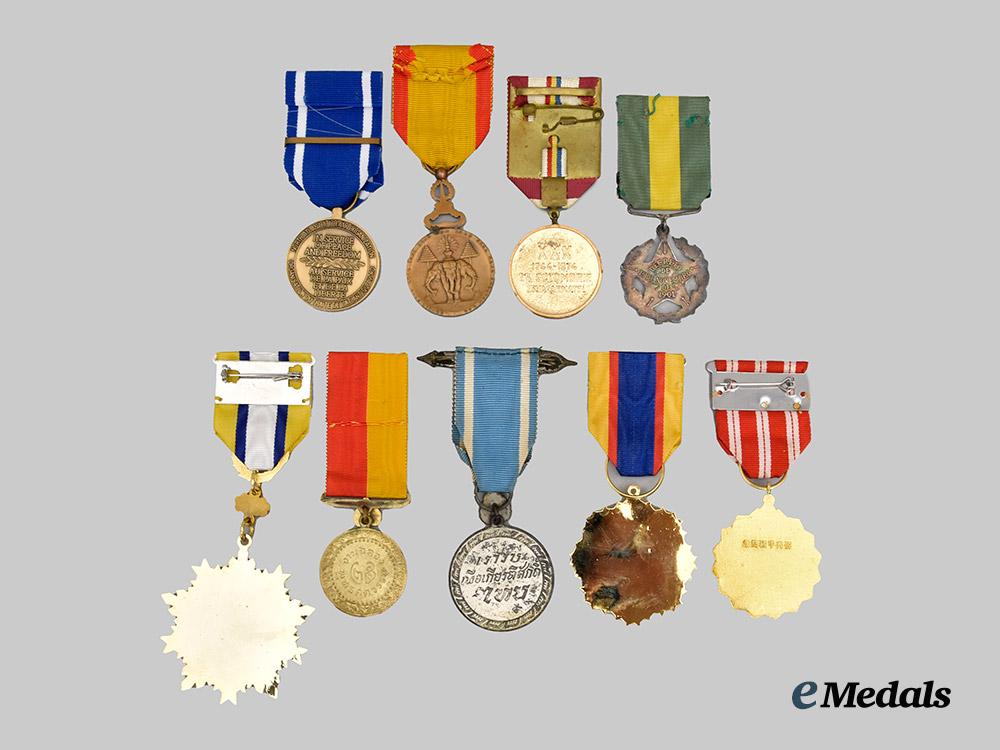 international._a_lot_of_assorted_medals___m_n_c3981