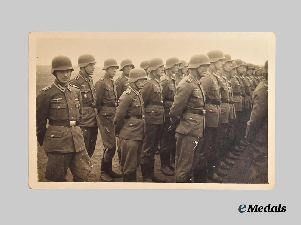 croatia,_independent_state._a_lot_of_eight_photographs_of_croatian_military_men,_c.1941-45___m_n_c3986